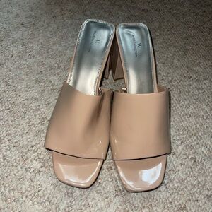 Worthington Tan Mules Block Heel Square Toe Slip On - NEW!